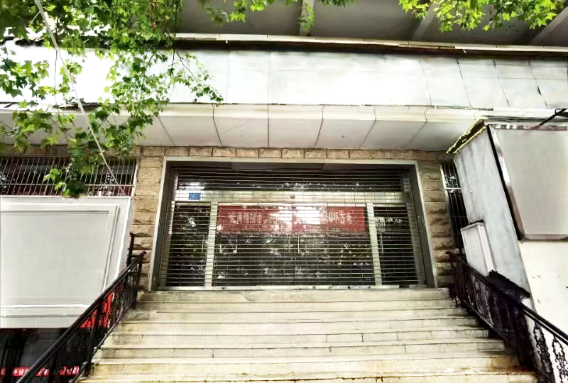 解放南路戏马台综合楼1-2层旺铺招租